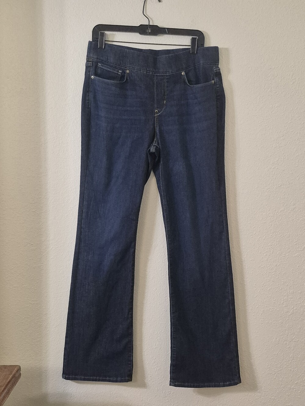 Signature by Levi Strauss Boot Cut Jeans in Dark Blue